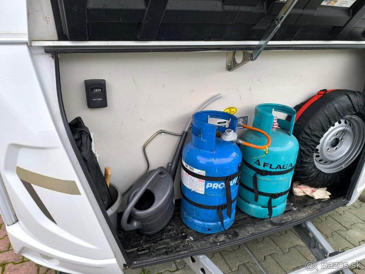 Karavan weinsberg caraone - 9