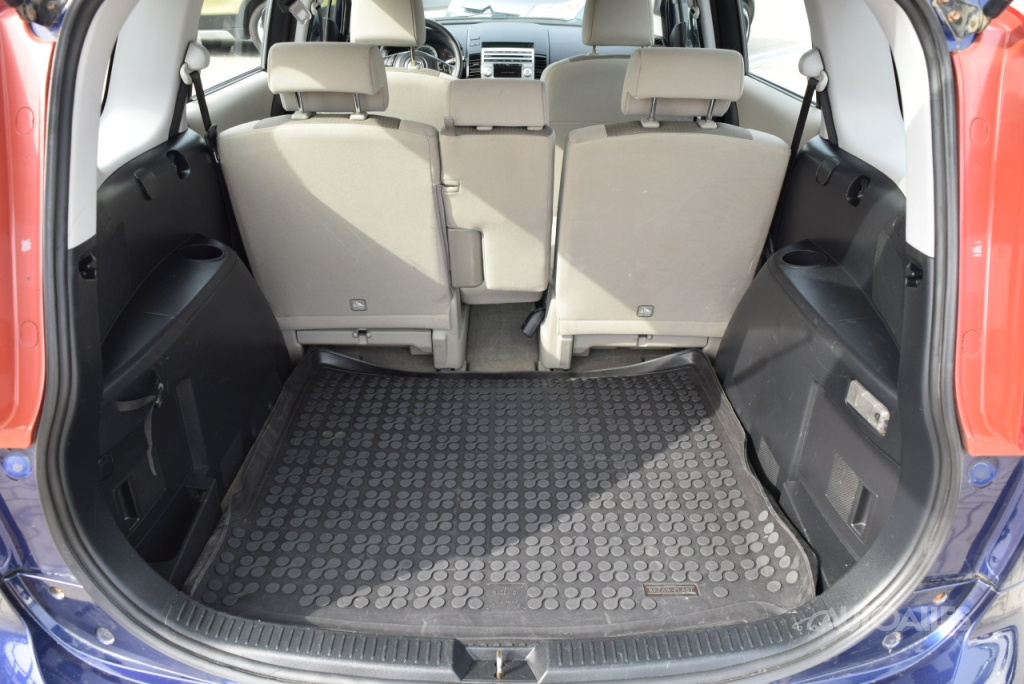 Mazda 5 1,8i 16V 85 kW - 9