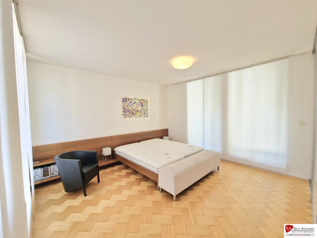 Prenájom 3-izb.byt, 100m2, na Zámockej ulici v Bratislave - 9