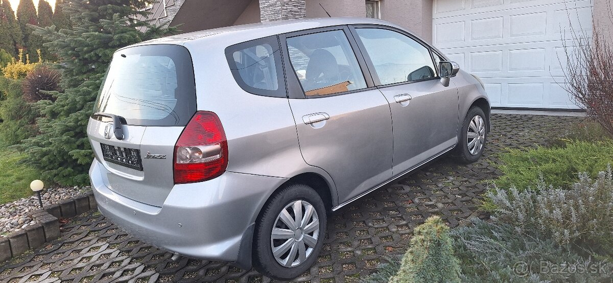 Honda Jazz 1.4 CVT automat benzín rv. 09/2007 - 9
