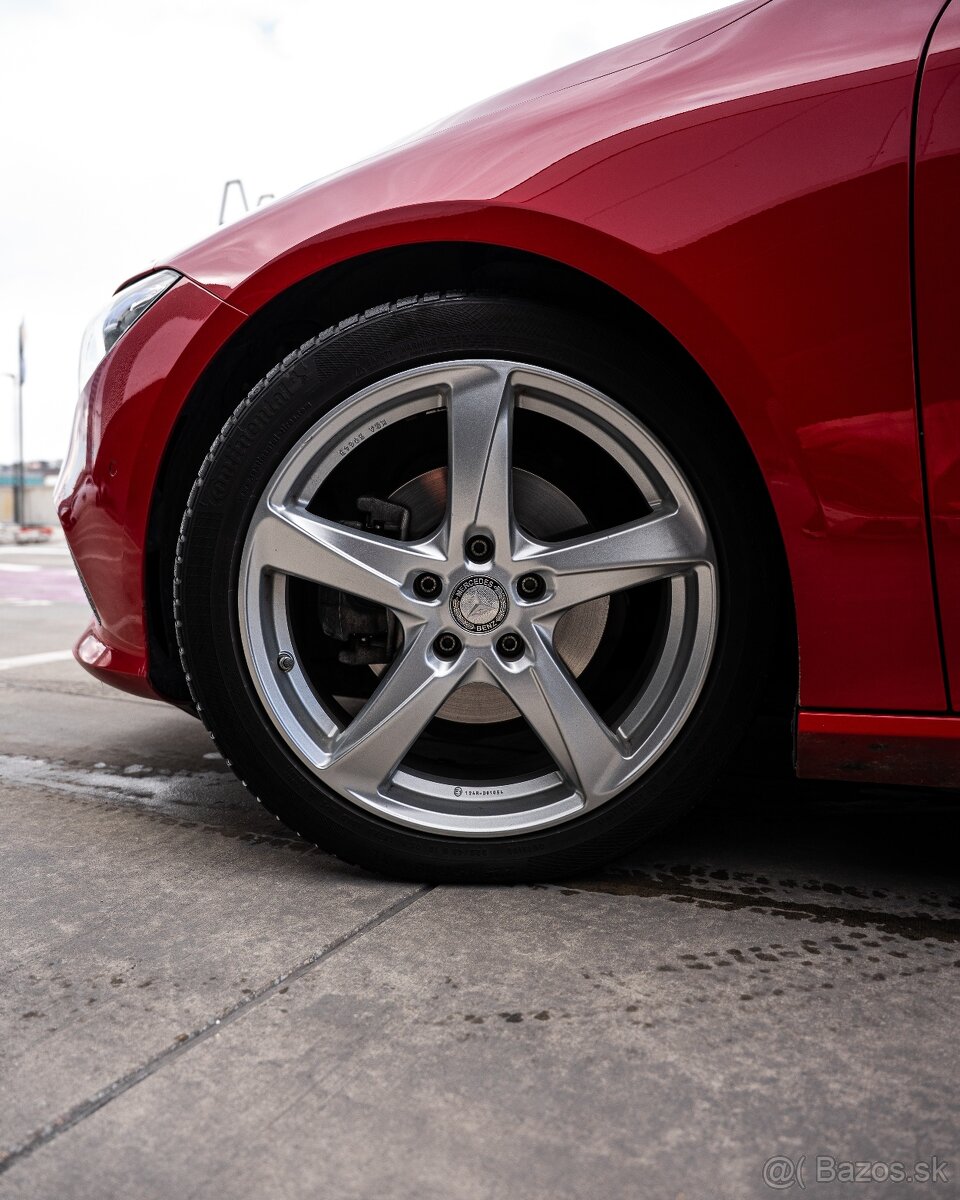 Mercedes-Benz CLA180 Shooting Brake - 9