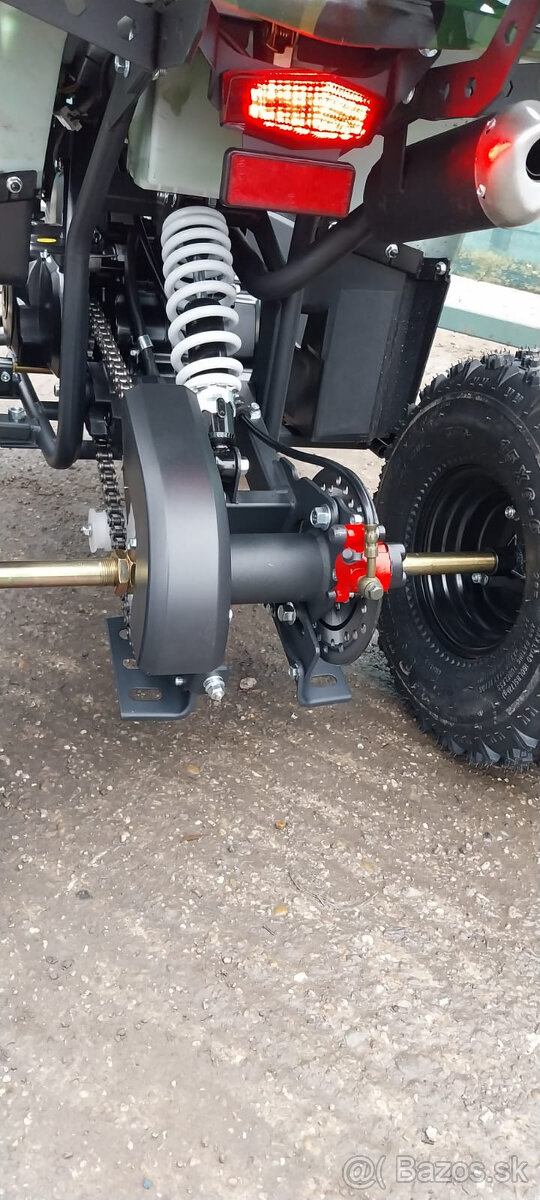 Štvorkolka Explorer 110CC automat 7col DO - 9