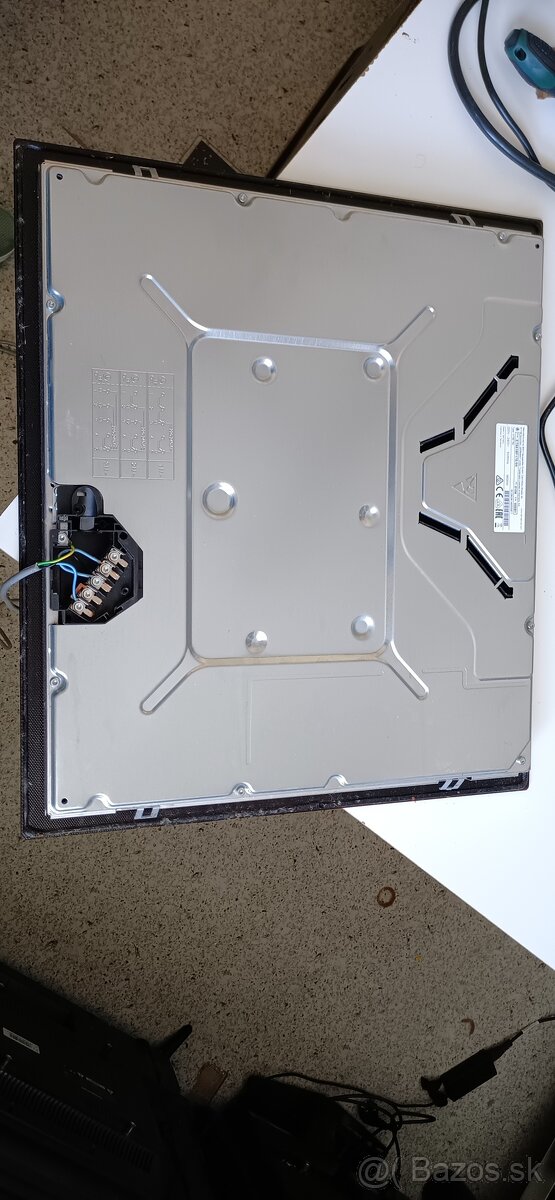 Predam sklokeramicku dosku Siemens ET651BF17E/04 - 9