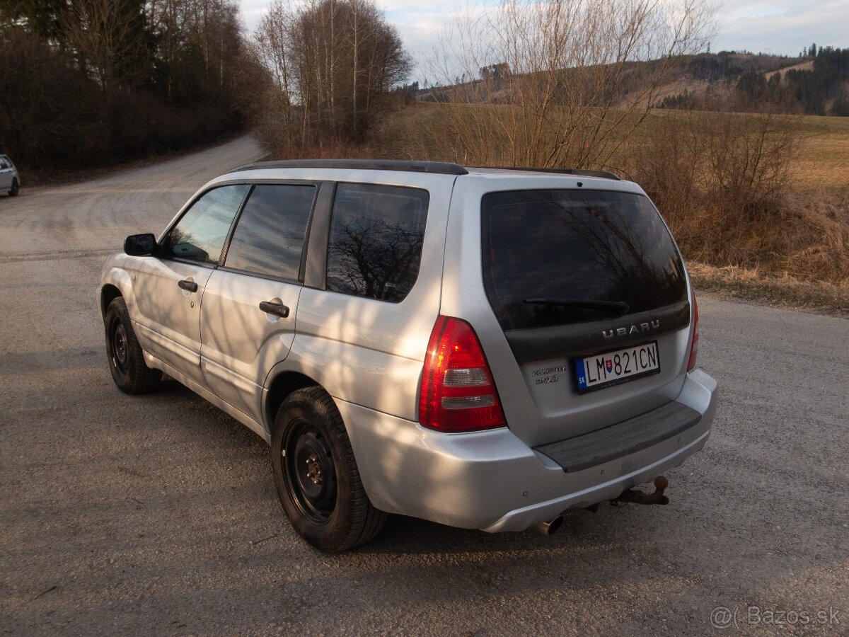 Predám Subaru Forester 2.0 XT - 9