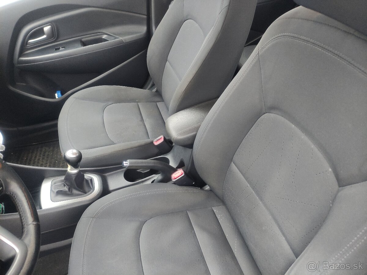 KIA RIO 1,25 - 9