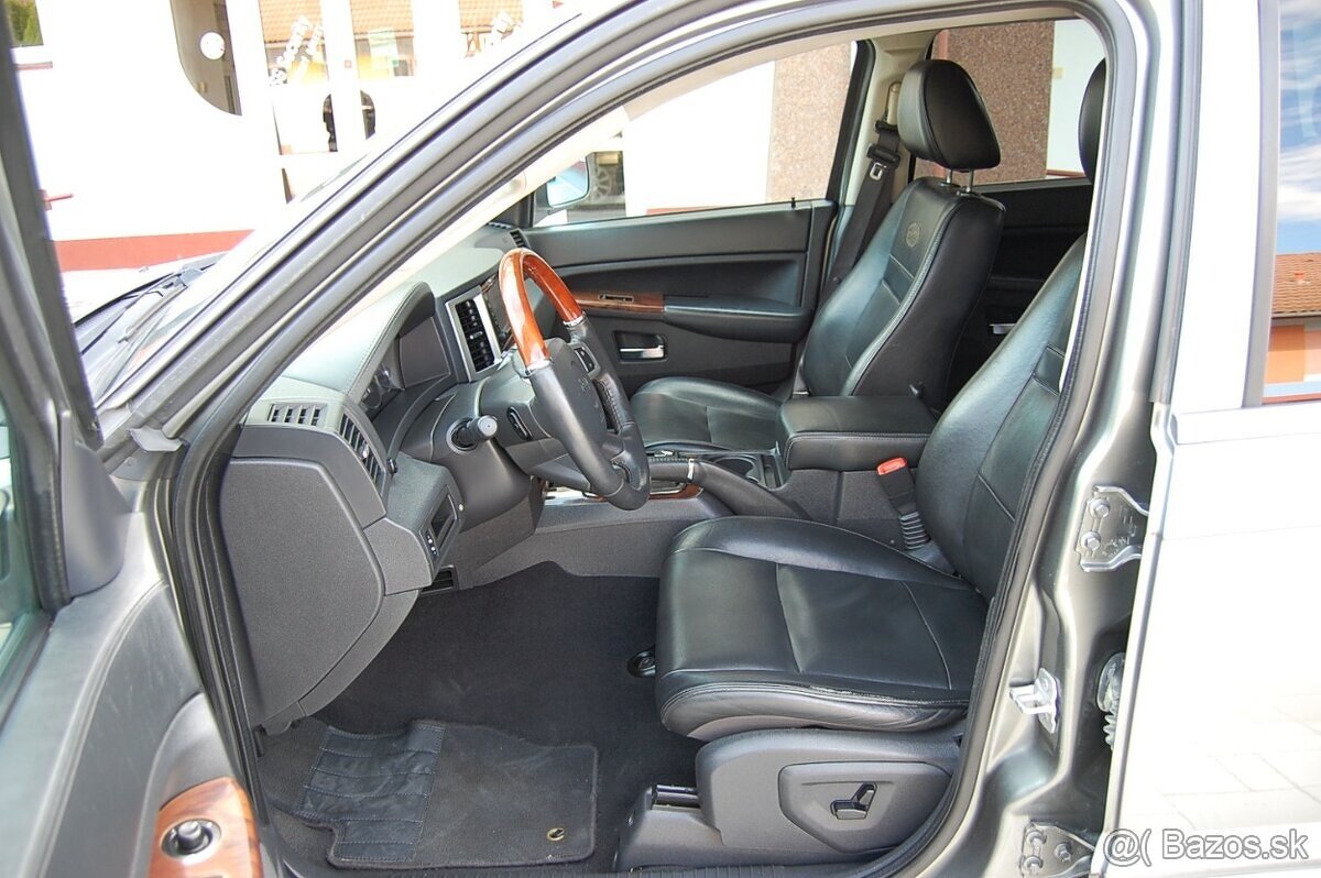 Jeep Grand Cherokee - 9