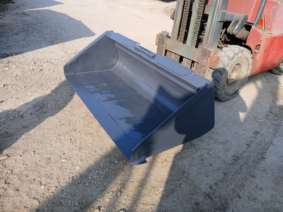 PREDAM SMYKOVY NAKLADAC NEW HOLAND LS170 - 9