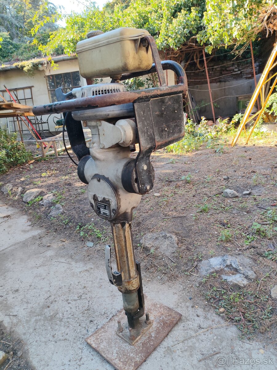 Vibračná doska, noha - 9