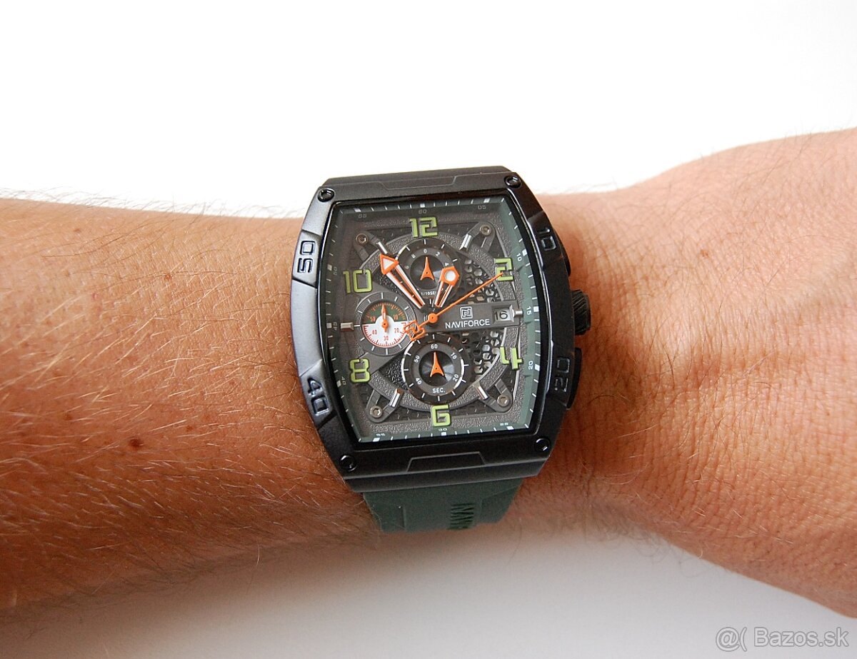 NAVIFORCE NF8052 Chronograf - pánske športové hodinky - 9