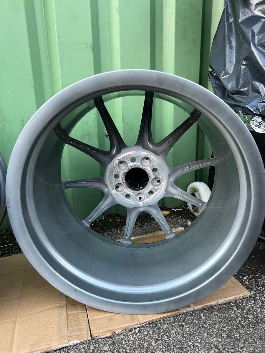 Elektróny Mercedes e w213 E53 AMG , r19, 5x112 - 9