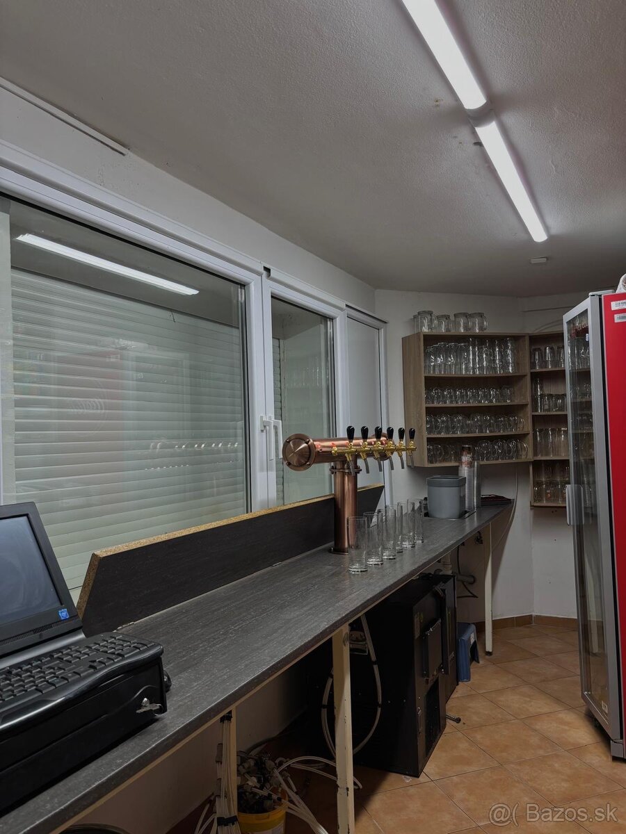 Bufet na slnečných jazerách juh - 9