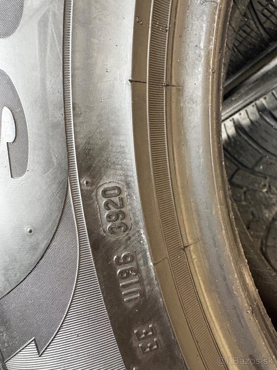 ZIMNÉ PNEU PIRELLI 215/65 R17 - 9