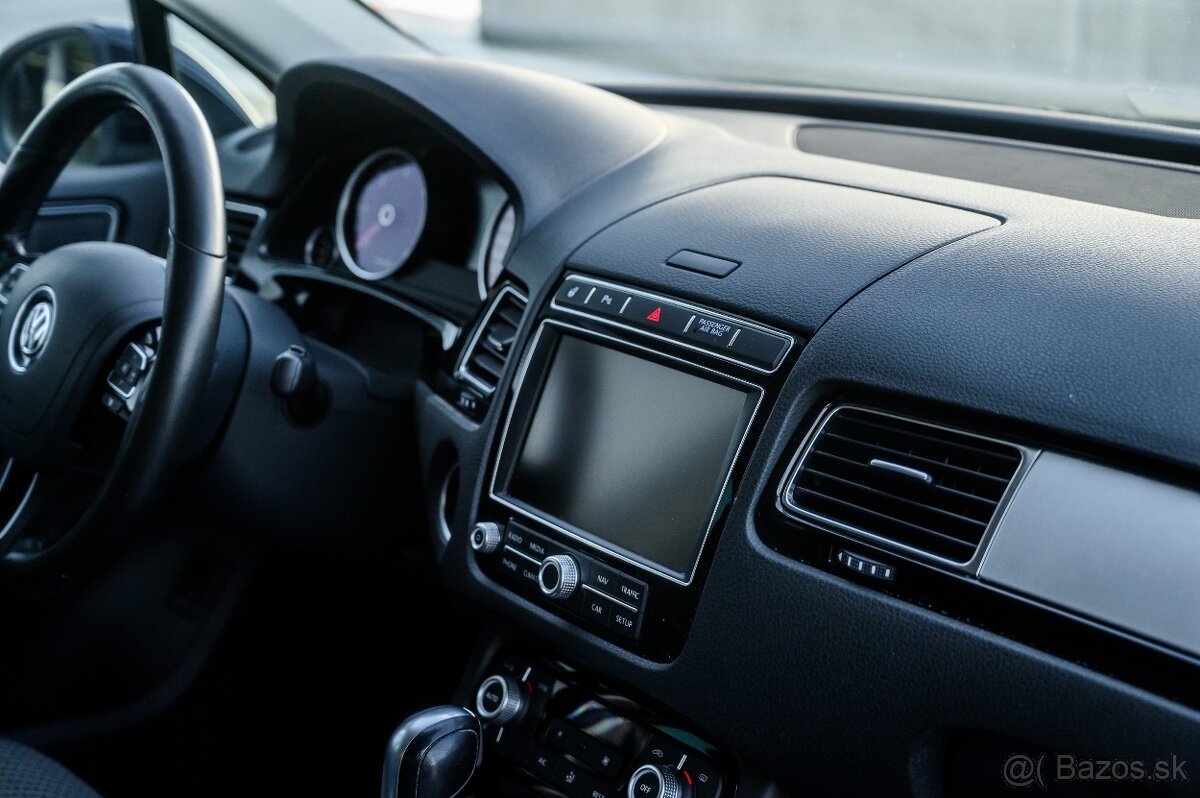 Volkswagen Touareg 3.0 V6 TDI BlueMotion - 9
