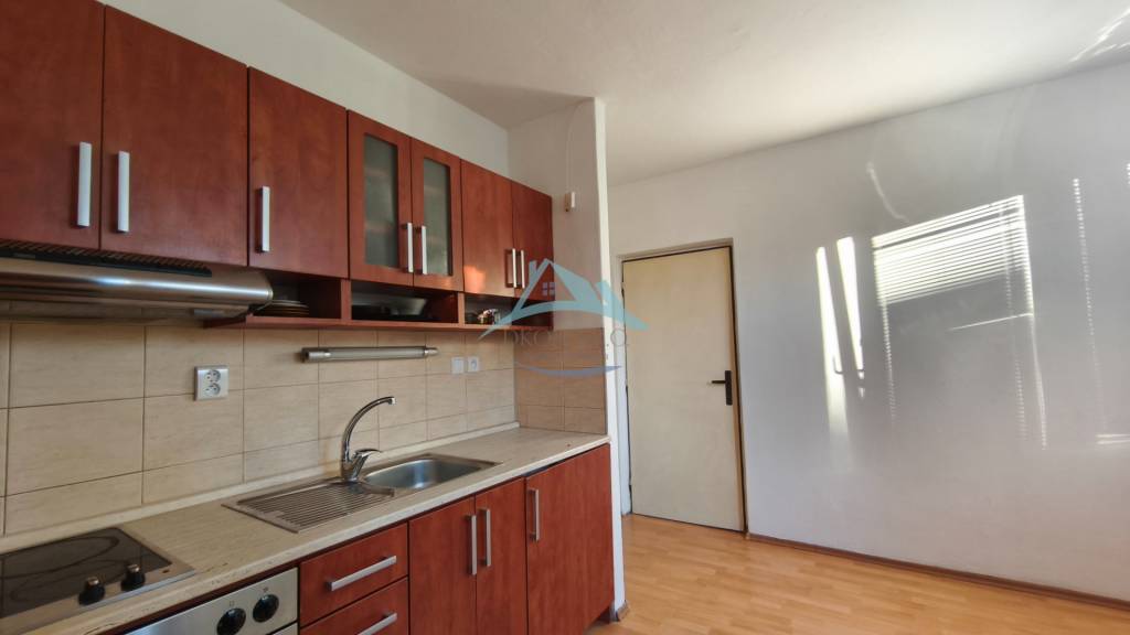 Na prenájom 1 izbový byt na ul. Venevská vo Veľkom Krtíši. - 9