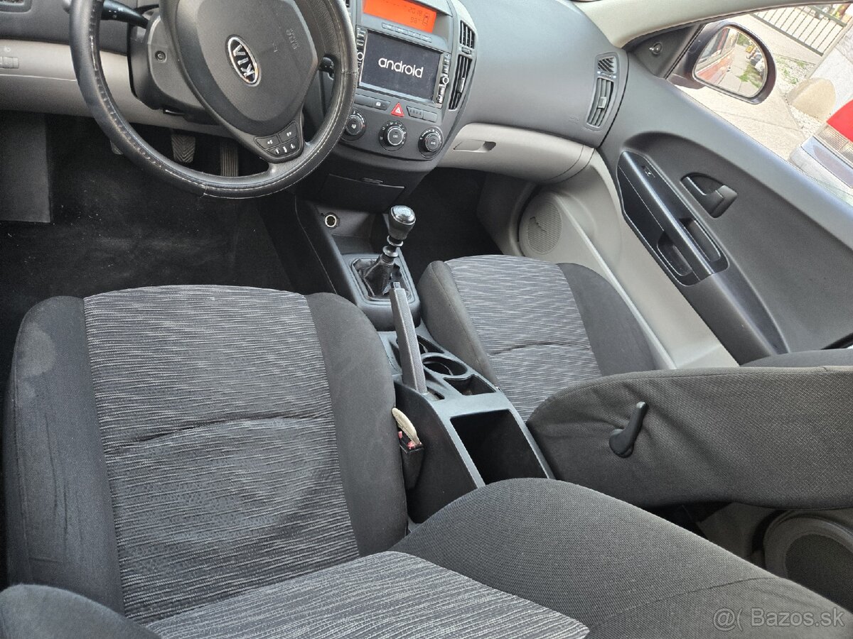 Kia ceed 1.4 benzin - 9