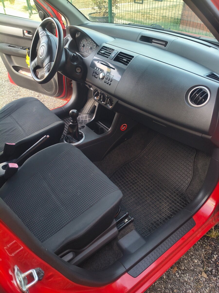 Suzuki Swift - 9