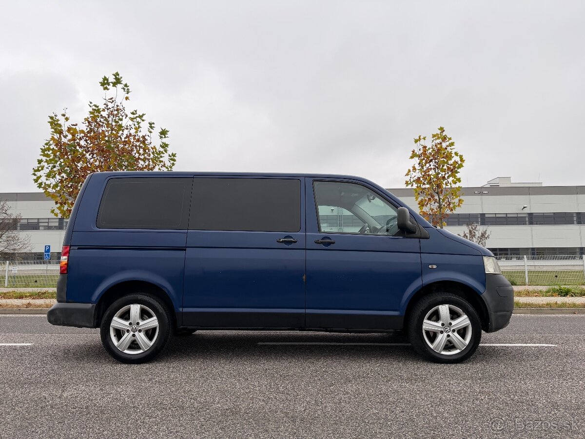 Volkswagen T5 Transporter 2.5 TDI 96kw 9 miestny - 9