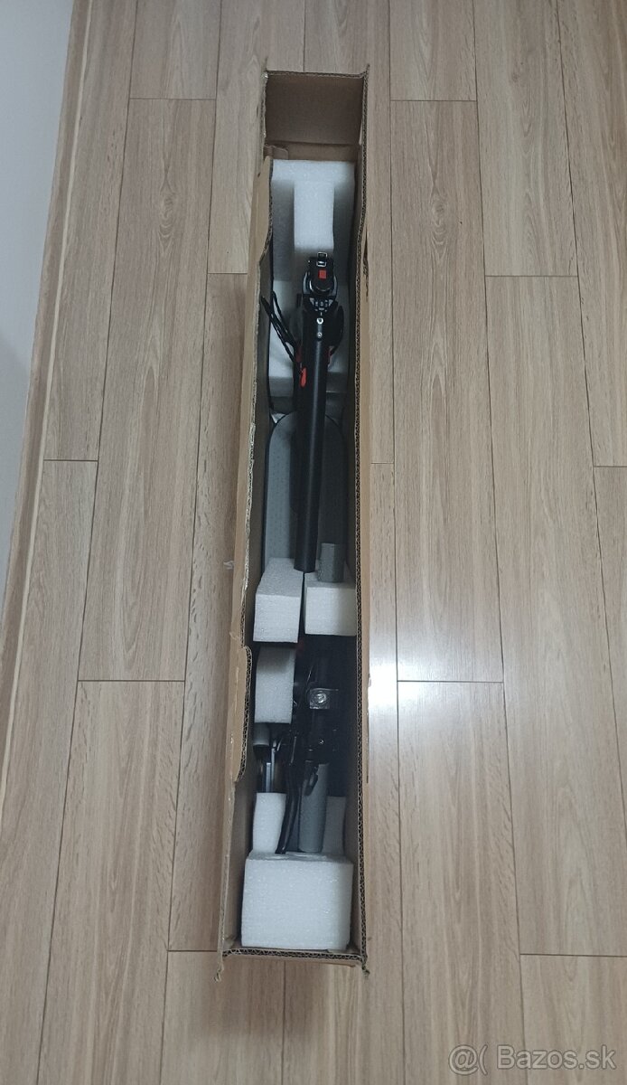 🎁 NOVÁ Elektrická kolobežka AOVO PRO - 9