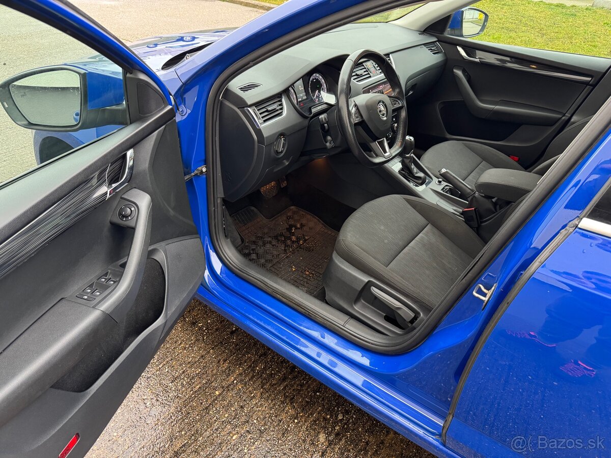 Škoda Octavia Combi 2.0 TDI Style DSG 4x4, SK, 1. majiteľ - 9