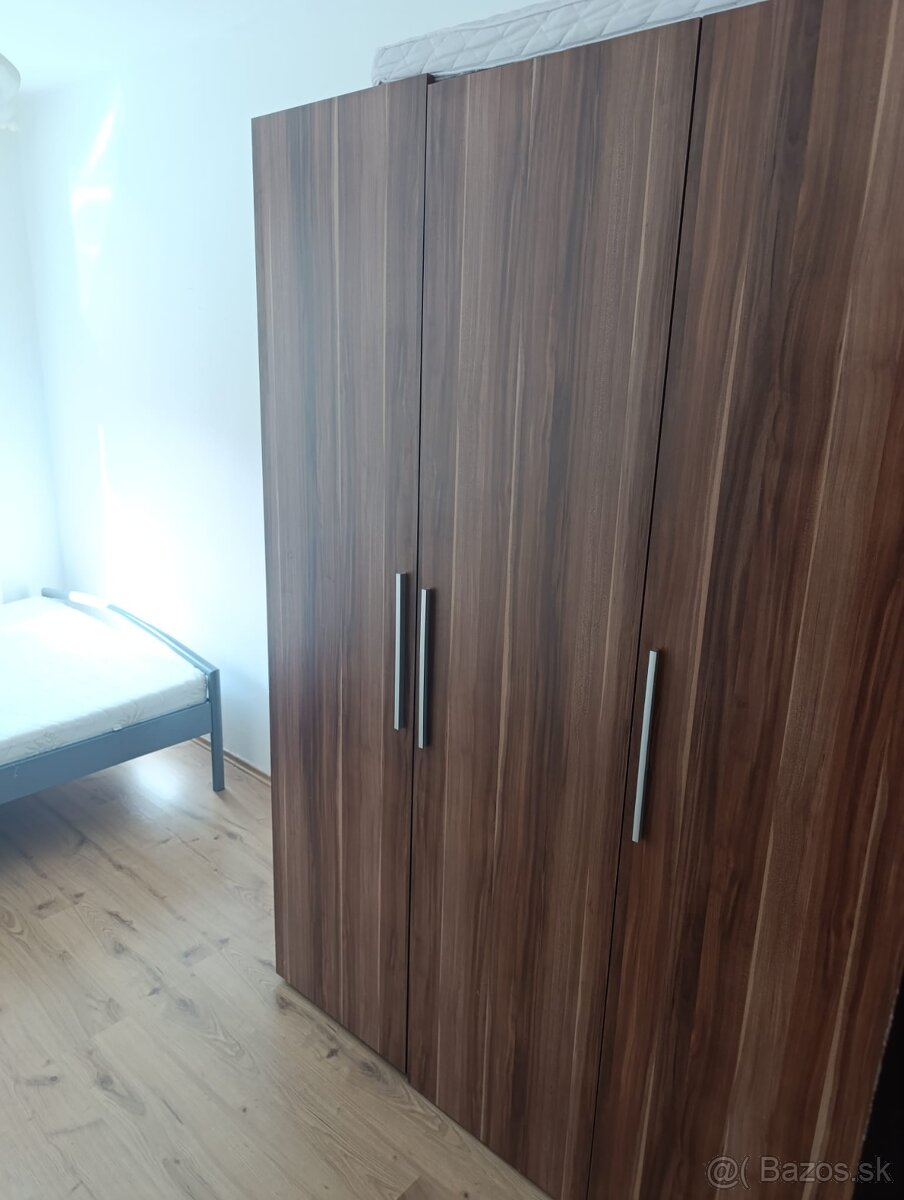 Prenájom 3 izbovy byt - 9