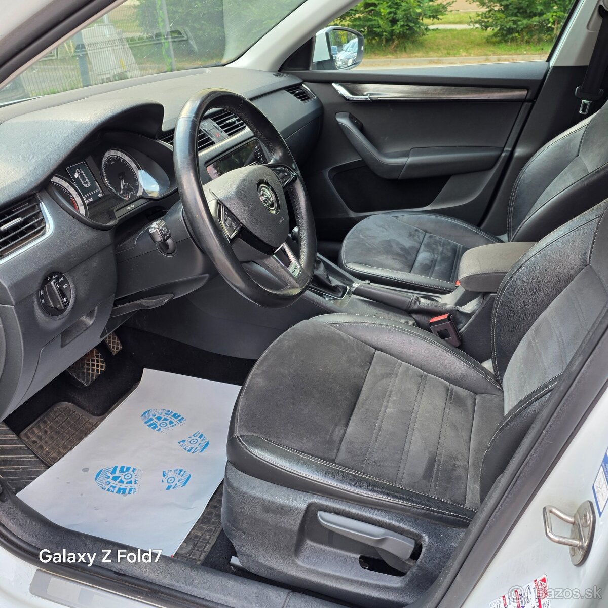 Škoda Octavia Scout 2.0TDI - automat - 9