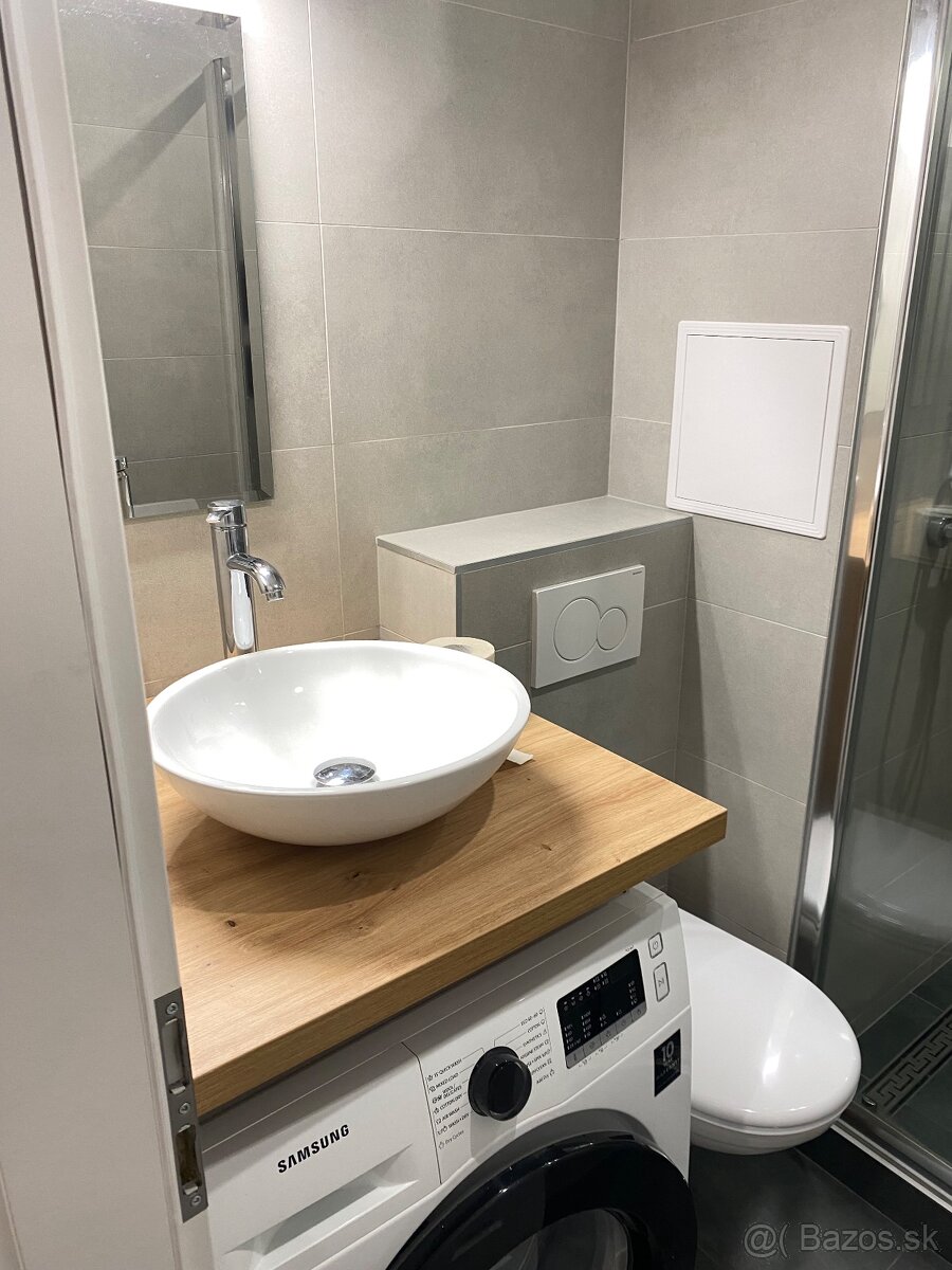 Prenájom 1-izbového bytu v Tvrdošíne na Medvedzí - 9