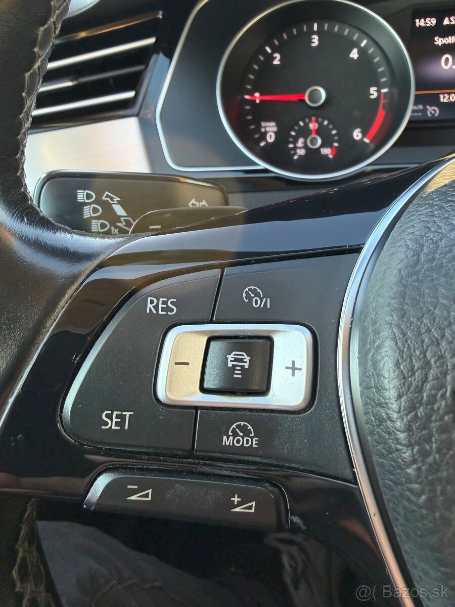 Passat B8 DSG 1.6 TDI Highline - 9