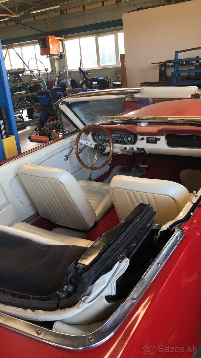 1965 Ford Mustang Convertible 289 V8 - 9