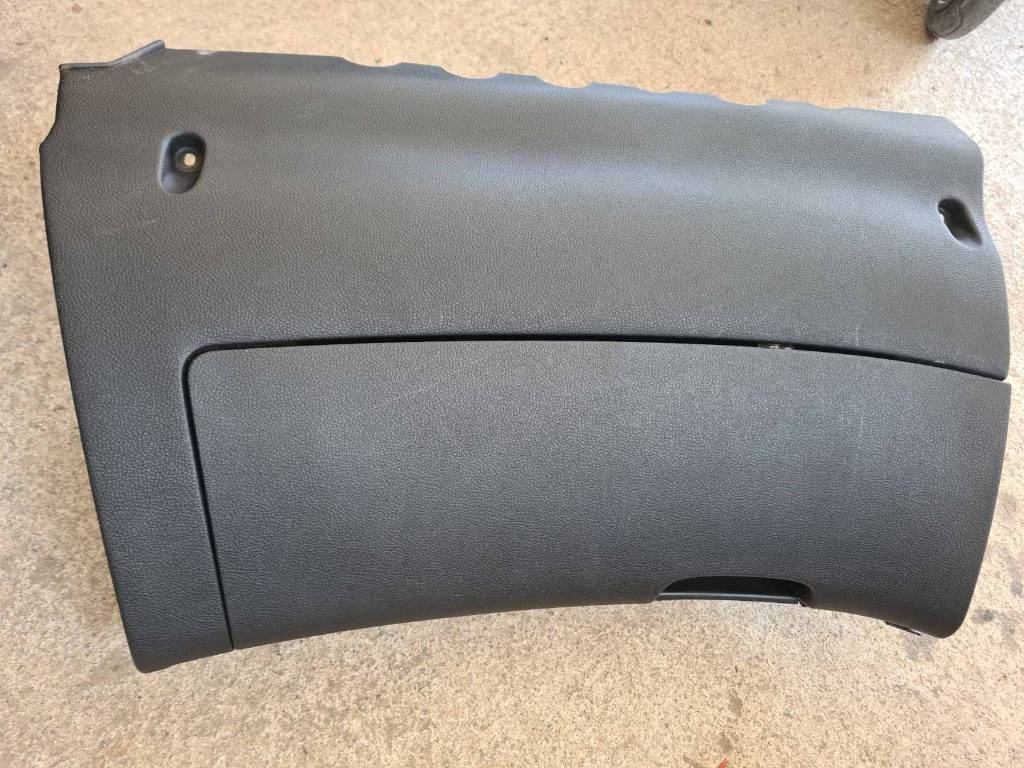 Diely interieru Škoda Octavia 2 - 9