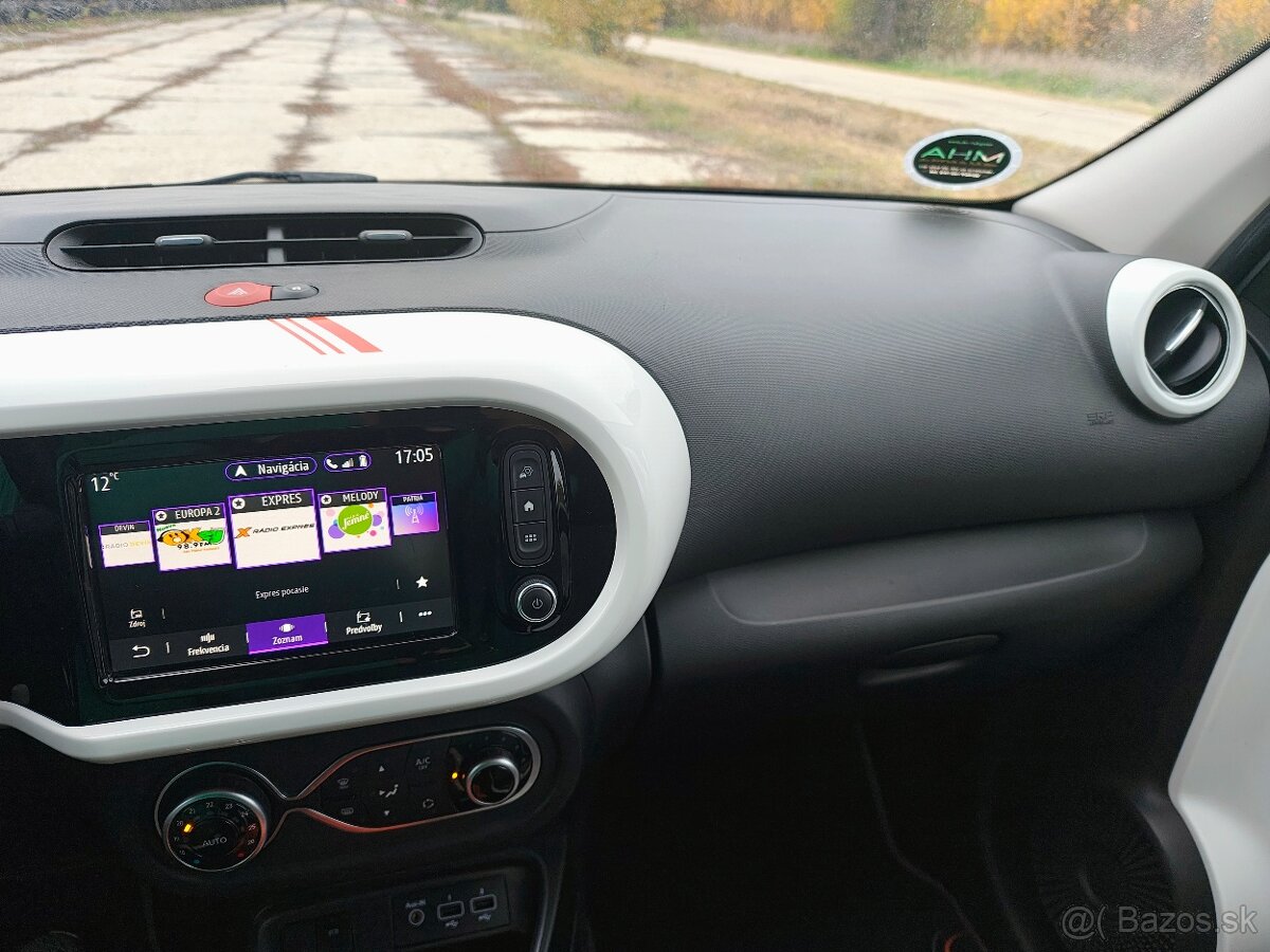 Renault Twingo 3 ZE E Tech Vibes - 9