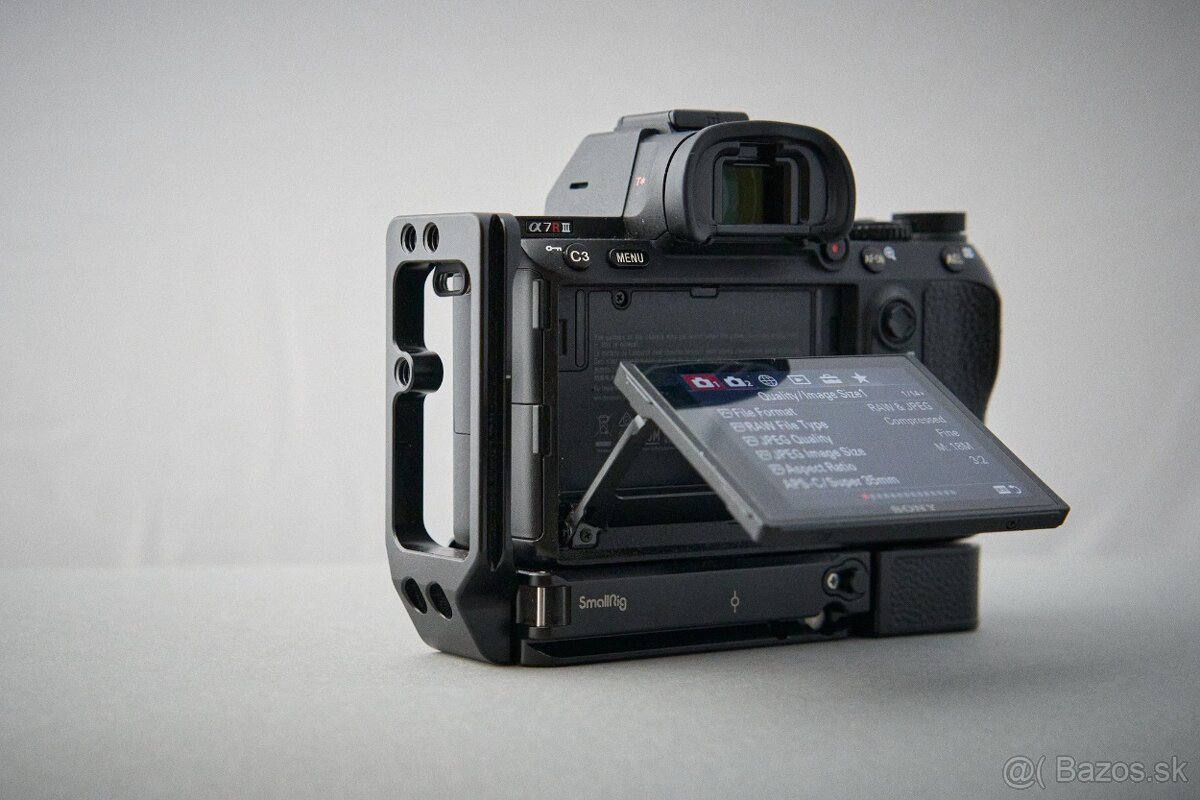 Sony A7R3 + L-bracket, SONY baterka, SD karta – TOP - 9