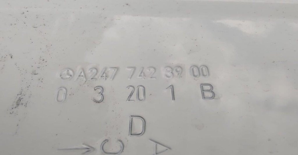 Mercedes B - class W247 2018 - zadna kapota dvere veko kufor - 9