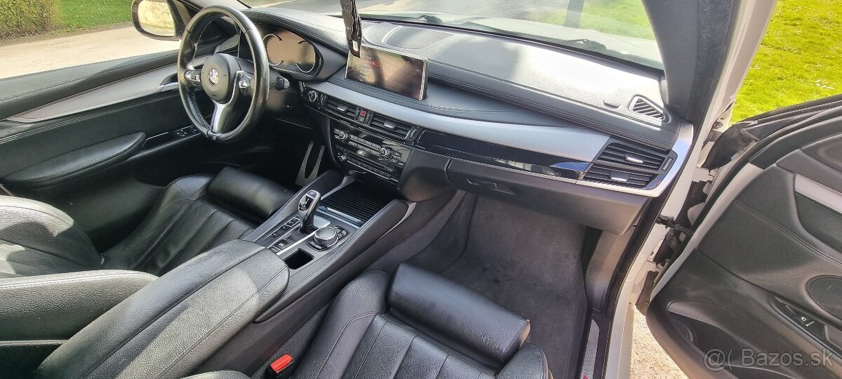 BMW X6 XDrive 30d M-paket - 9