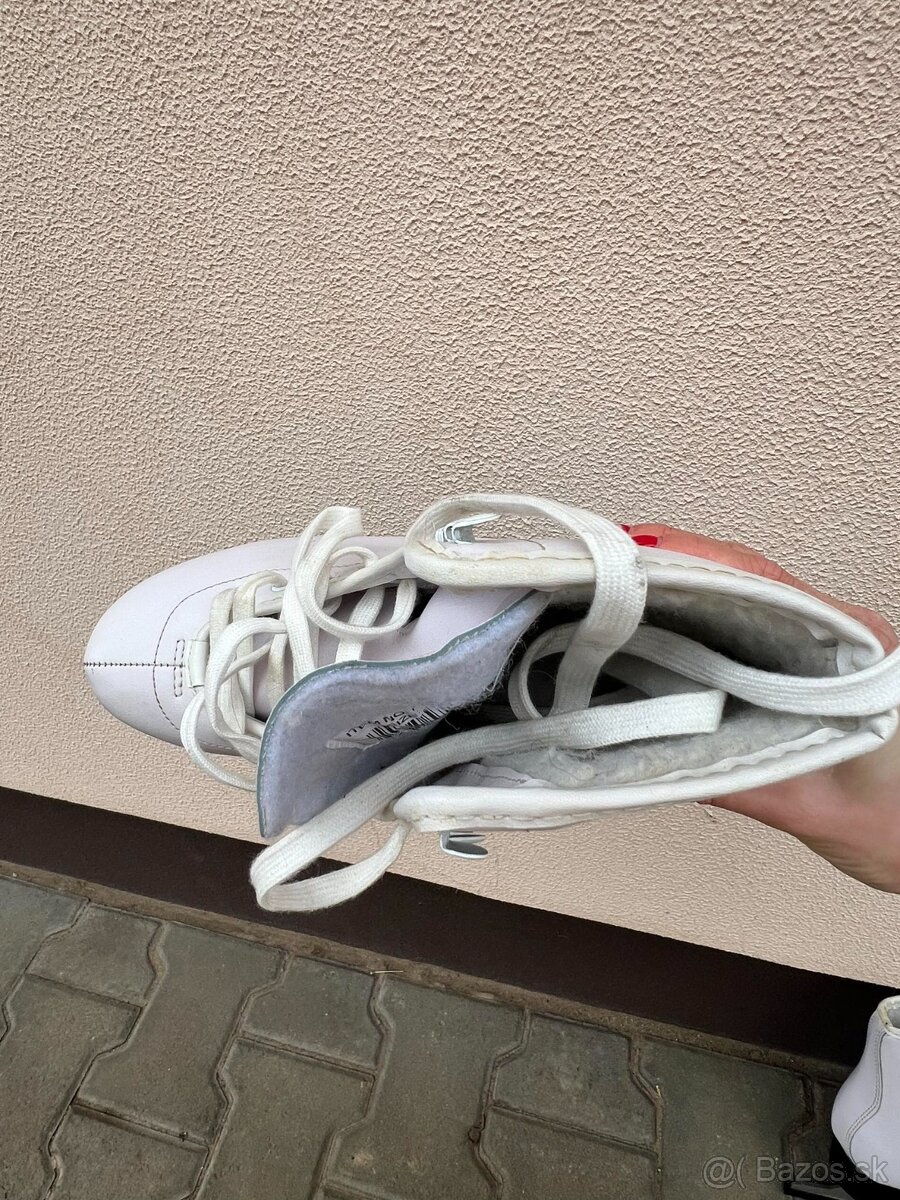 Predam damske korcule na lad - 9