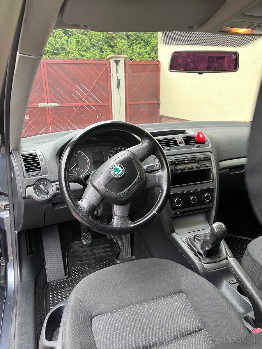 Octavia 1.9 tdi 2011 - 9