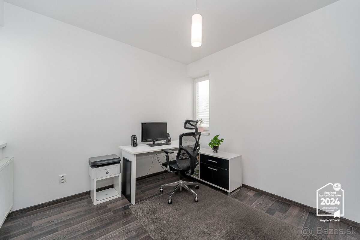 3 izbový byt s balkónom, Borovicový Háj - 9