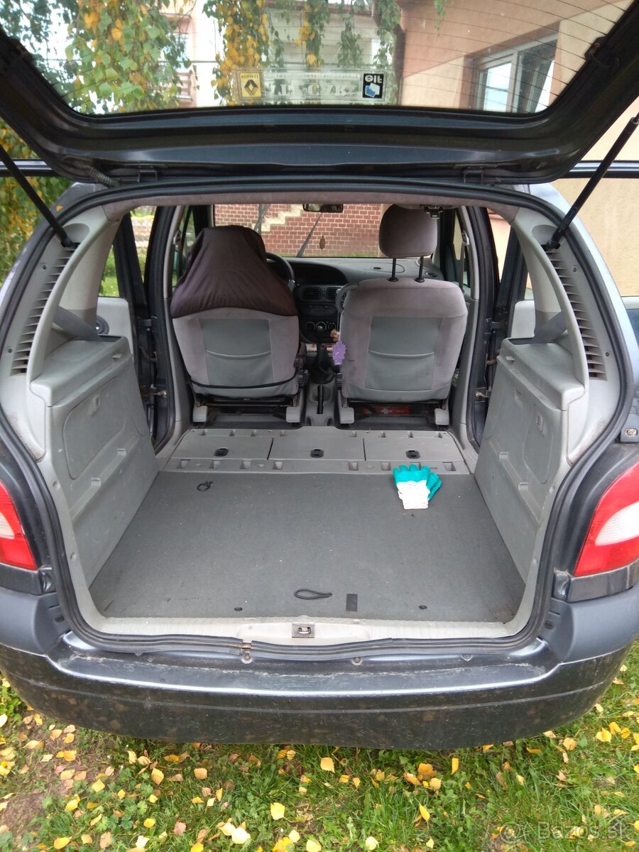 Renault megane scenic - 9