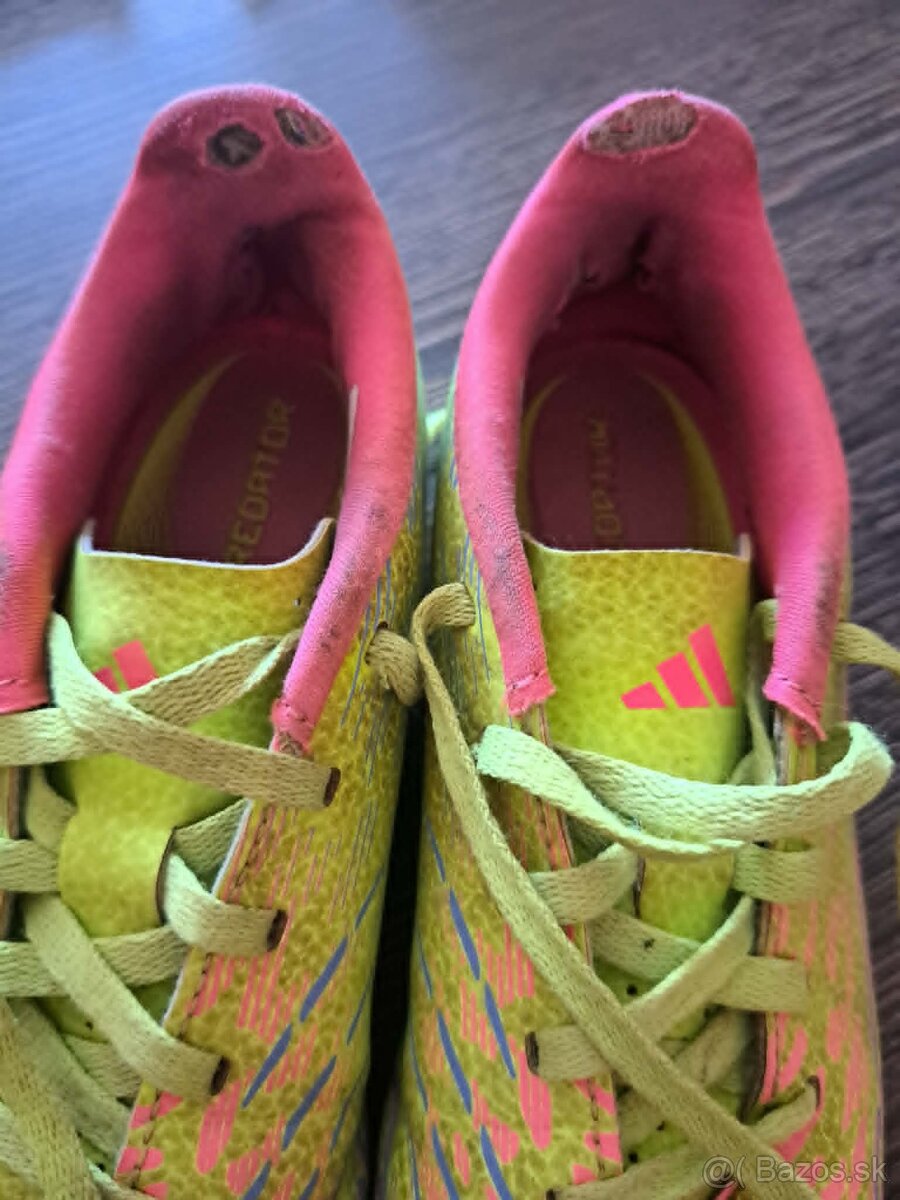 Predám kopačky, halovky adidas - 9