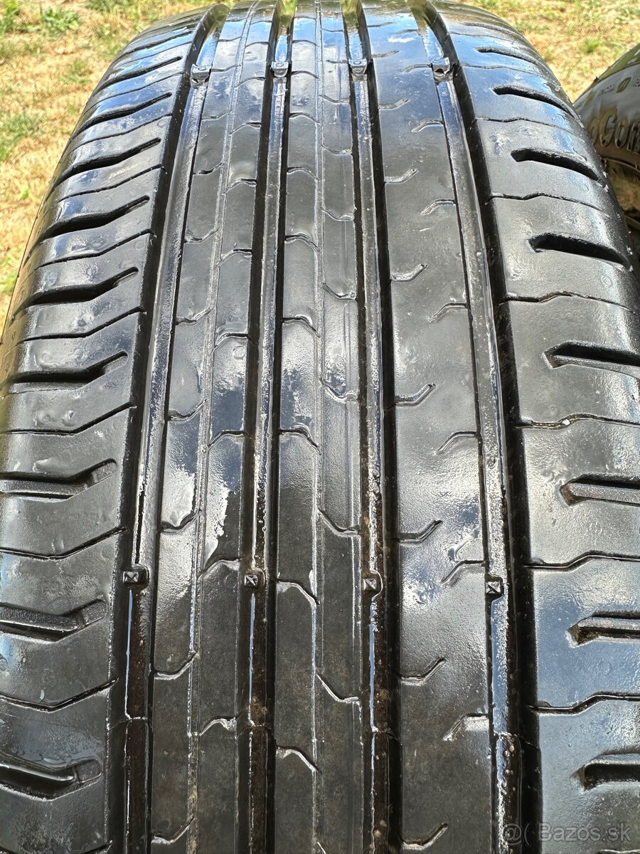 Letné pneu 215/65 R17 - 9