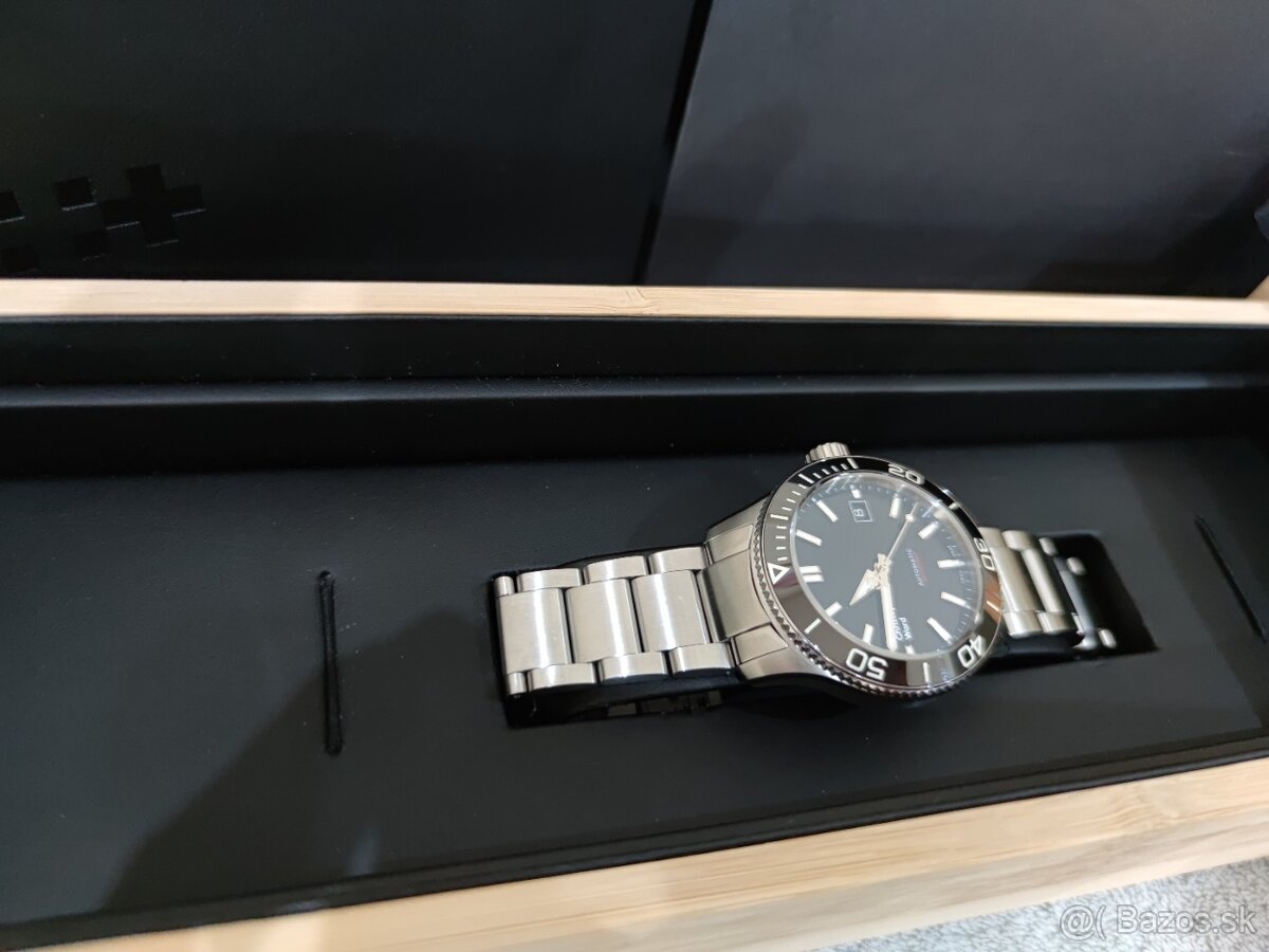 Chistopher Ward Automatic - 9