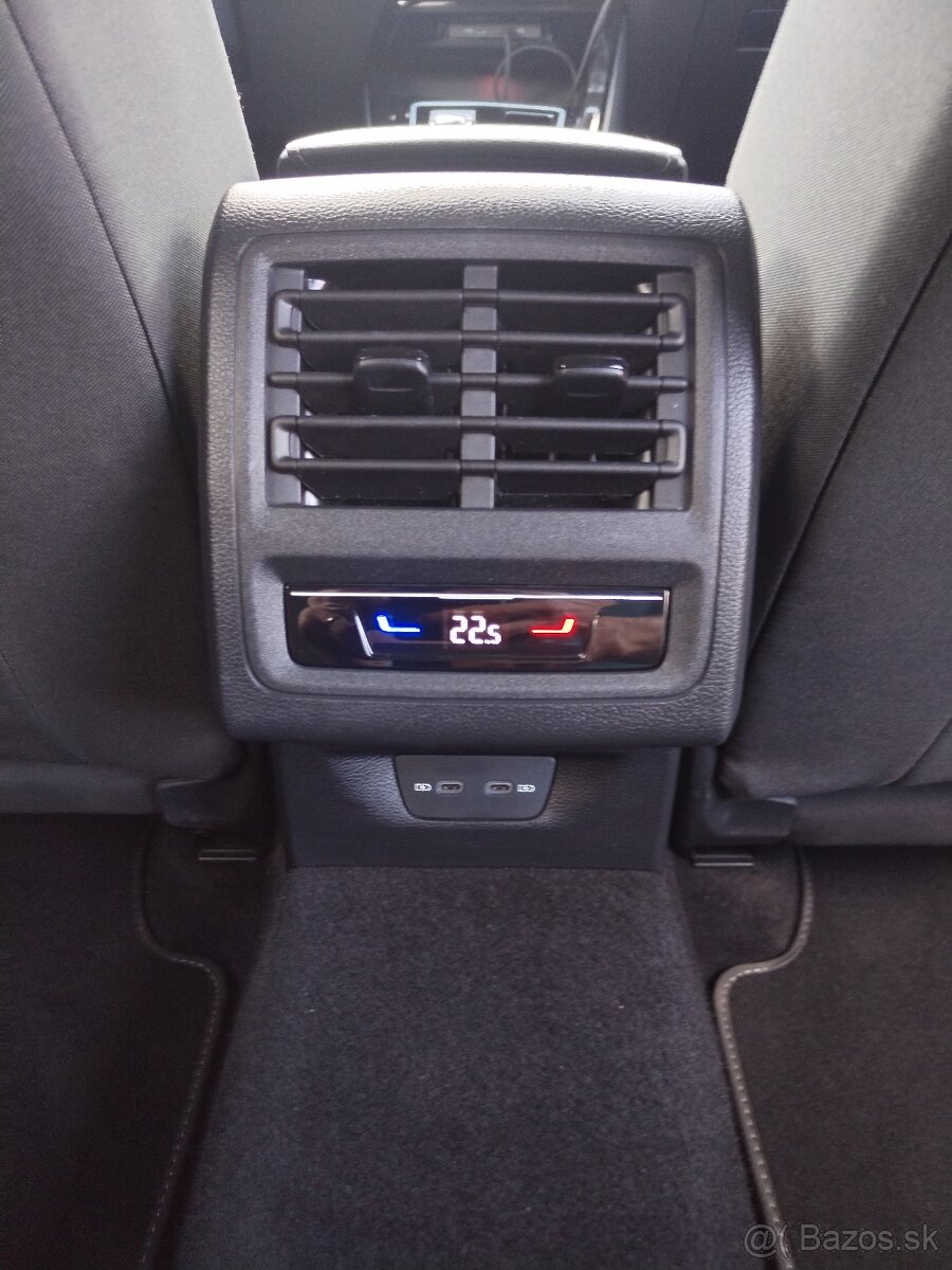 VW Golf 8 Variant 1.5 TGI DSG 7st. automat - 9