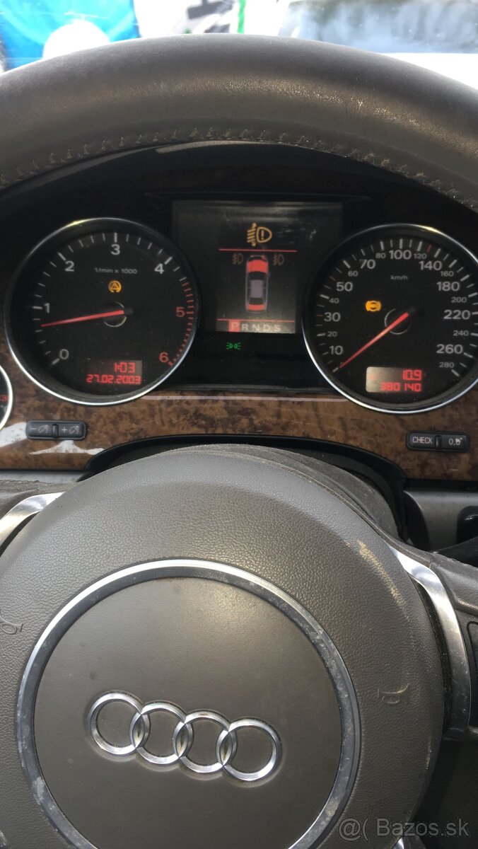 audi a8 d3 4.2i 246kw - 9