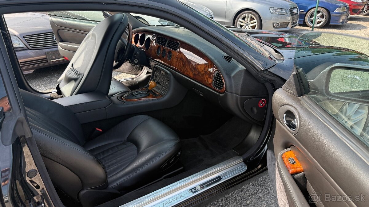 Jaguar XK XK8 4.0 Coupé - 9