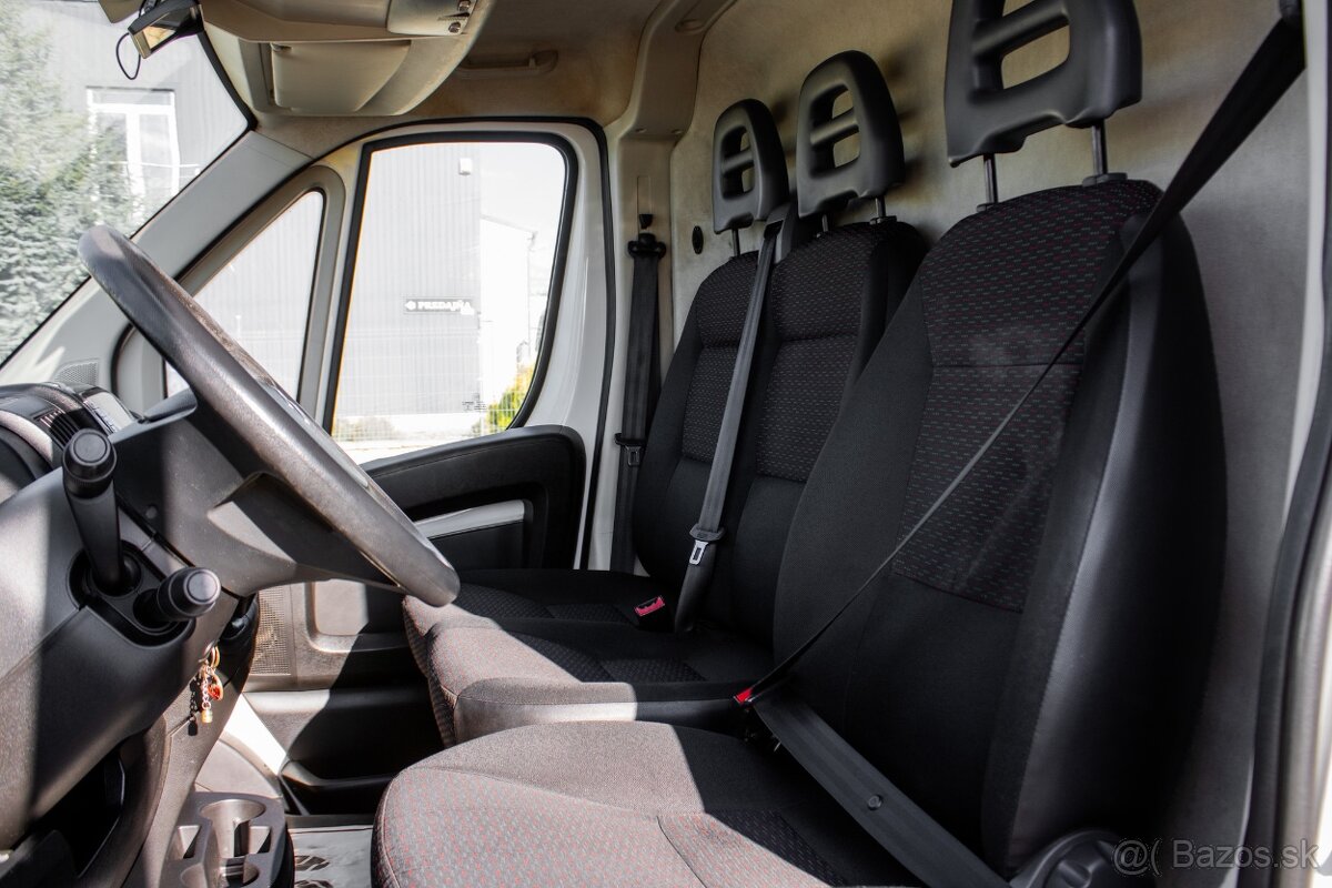 Citroën Jumper 2.2 BlueHDi 140k L3H2 - 9