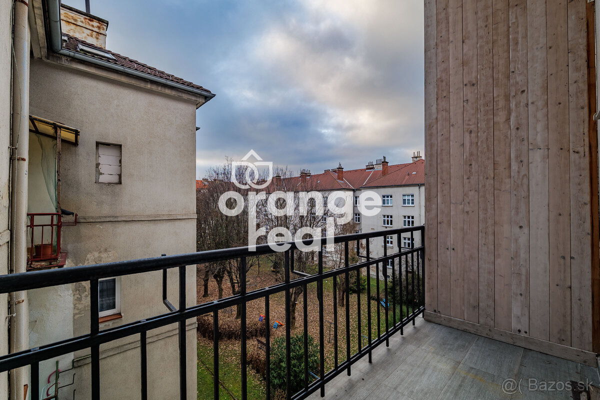 Priestranný tehlový staromestský byt na Czambelovej ulici so - 9