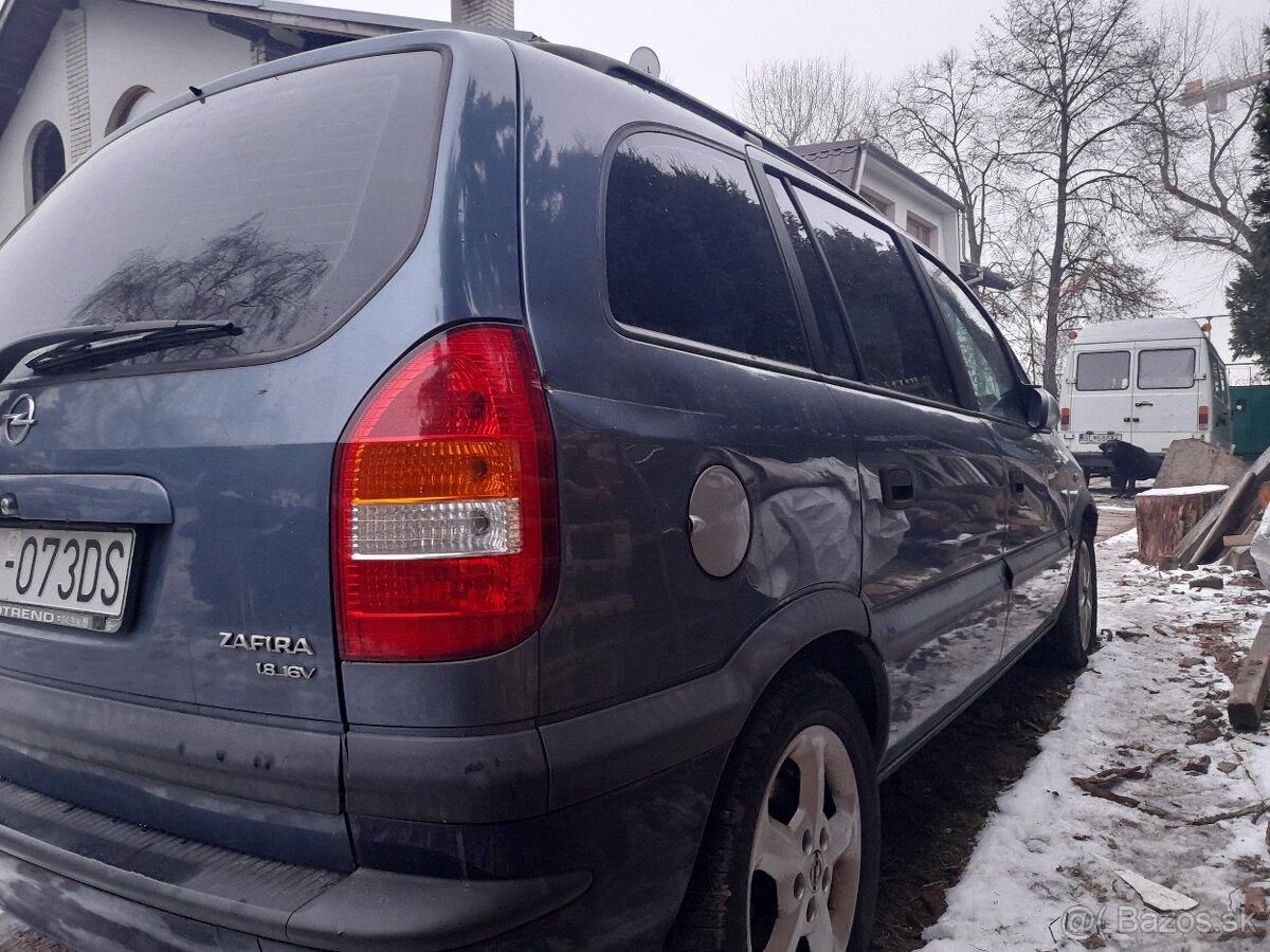 Opel zafira 1,8 benzin 85kw - 9