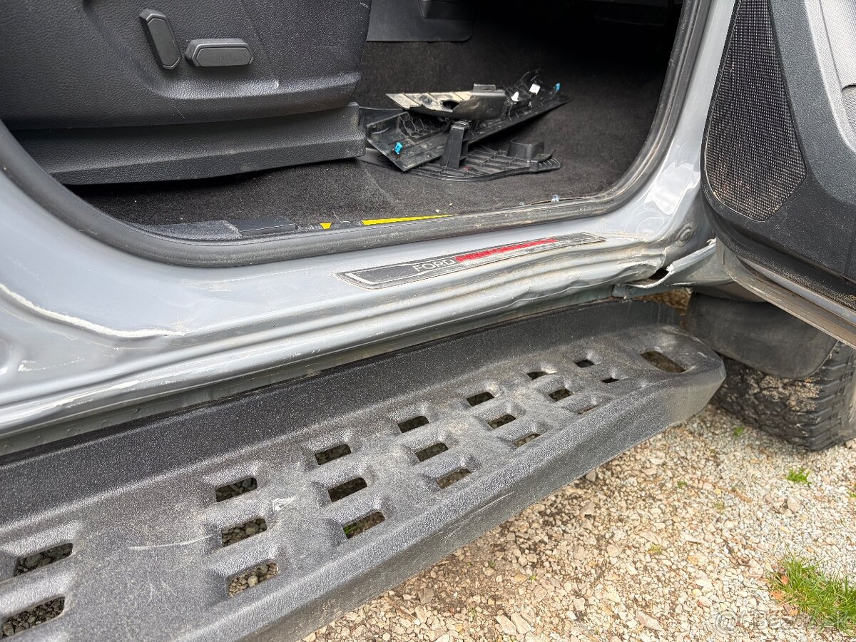 Havarovany Ford ranger RAPTOR 2,0 bitdci - 9
