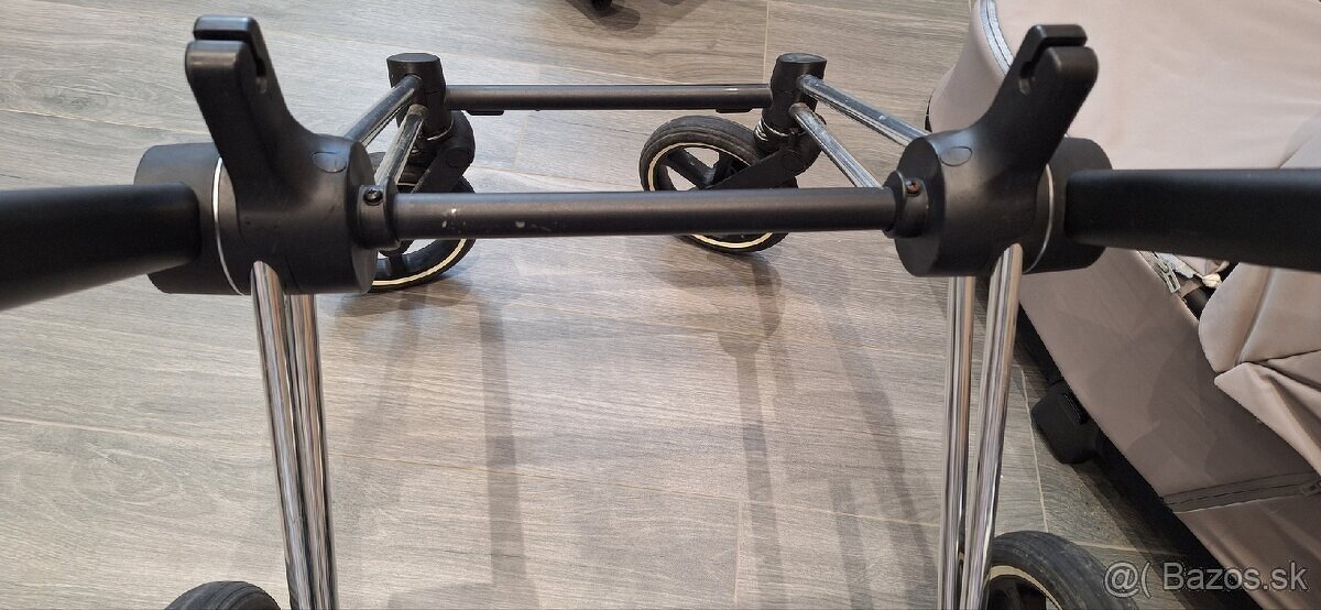 Cybex Priam - 9