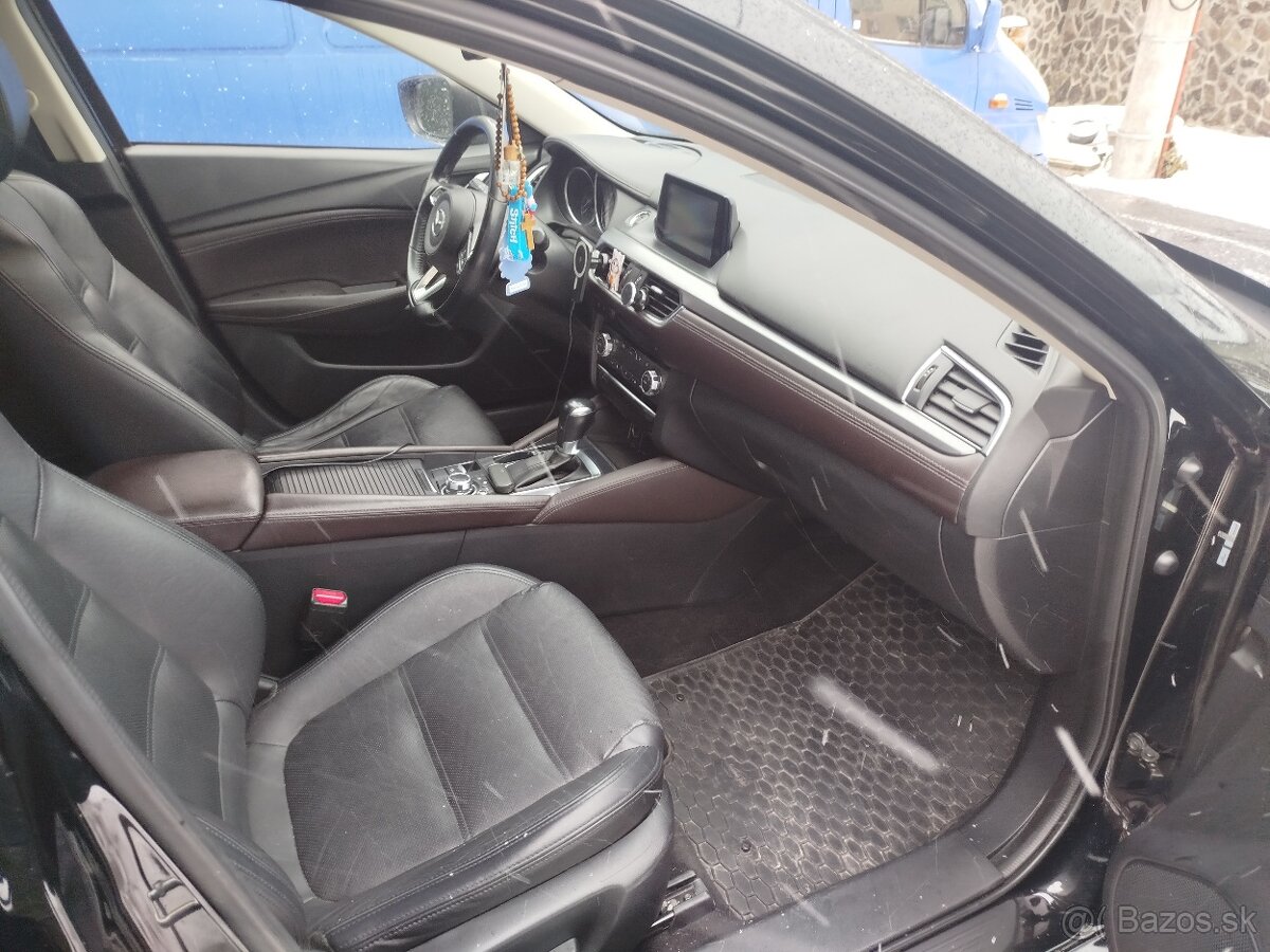 Mazda 6 Vagon 4x4 - 9