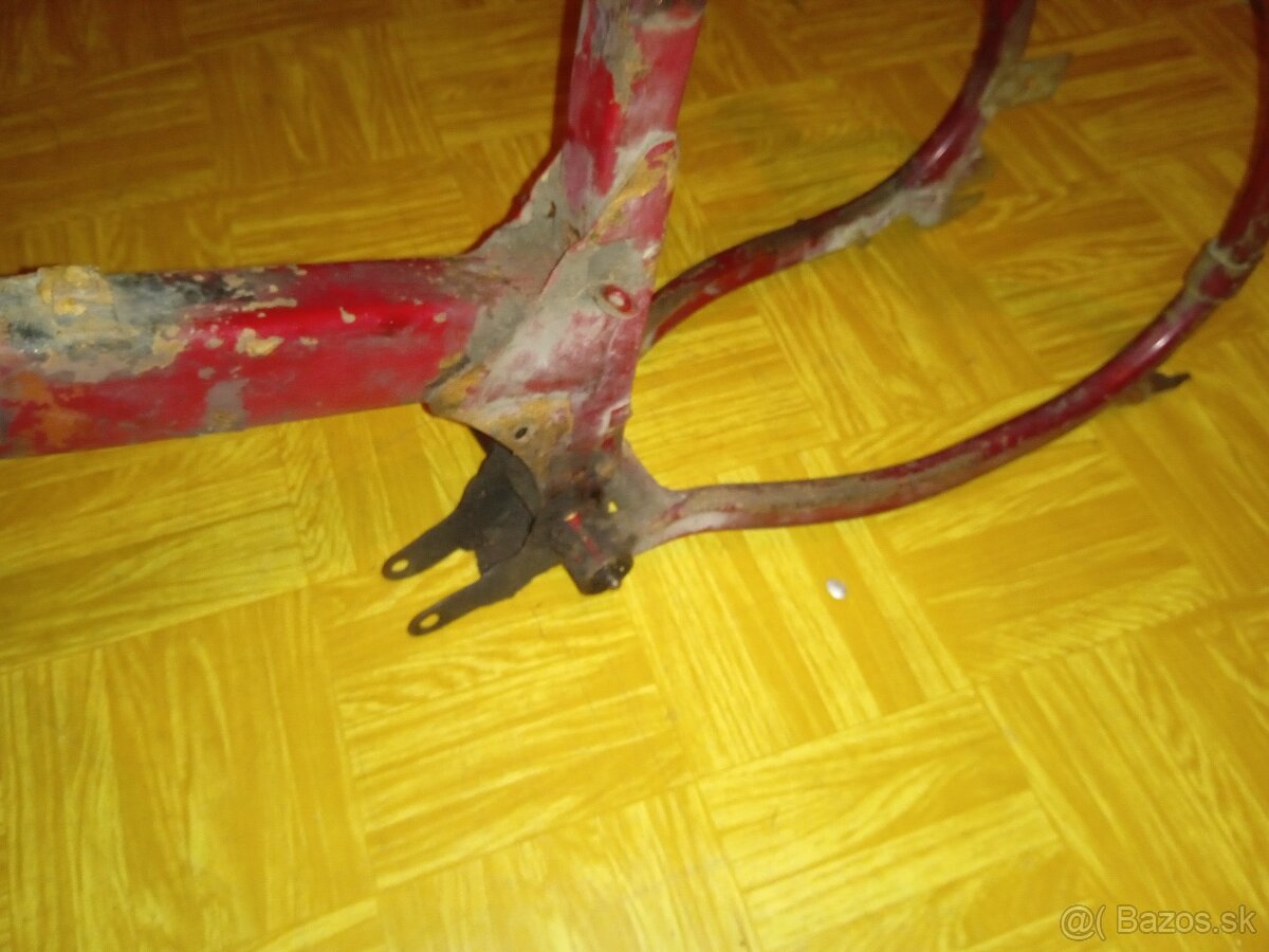 Predám rám - JAWA 550 - pařez - 9